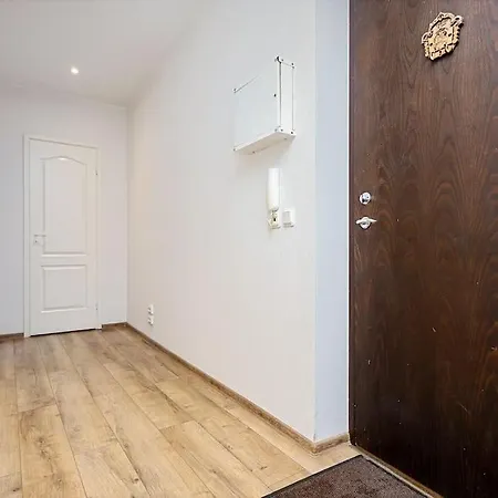 Apartman Comfortable 50m2, 2br In The Center *